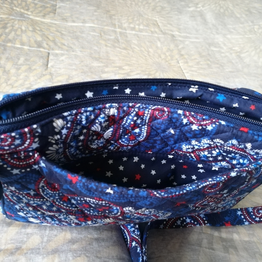 Vera Bradley NWOT crossbody purse. - Picture 12 of 15